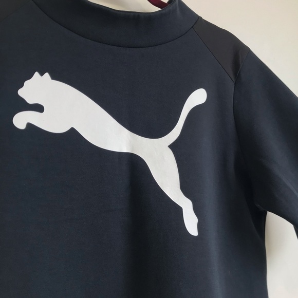 PUMA Crop Top - Picture 2 of 10